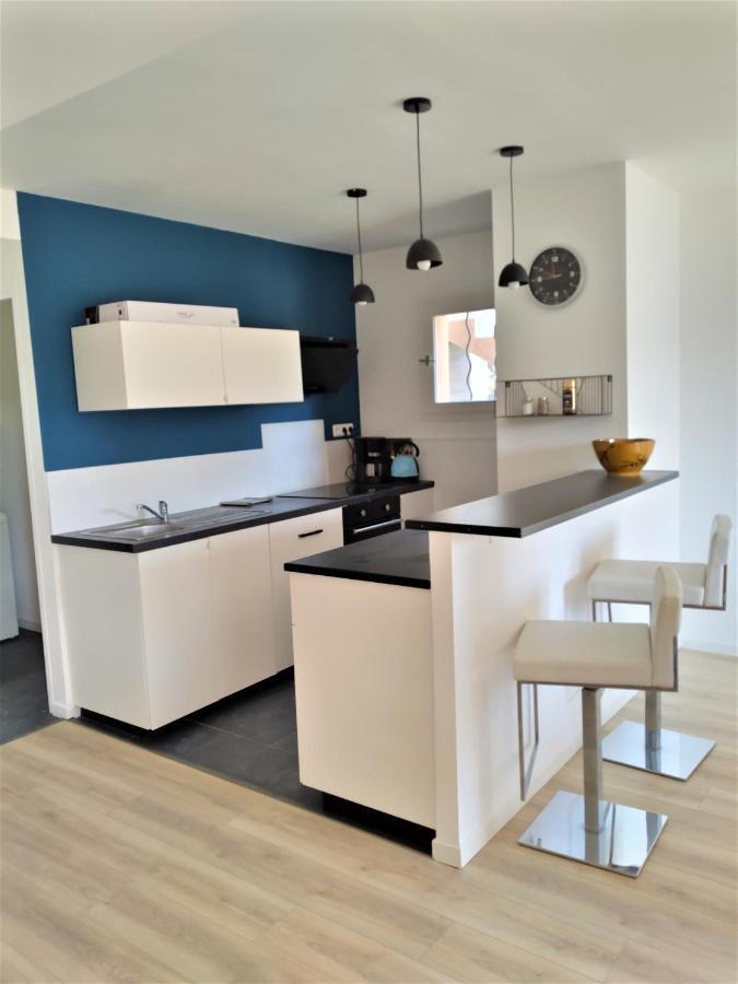 Superbe Bas De Villa 80 M2 Piscine Privee Reservee Aux Vacanciers Avec Vue Magnifique 6 Couchages Ла Лонд-ле-Мор Екстериор снимка